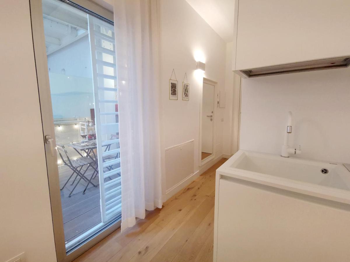 Casa Meltemi Lägenhet Bari Exteriör bild