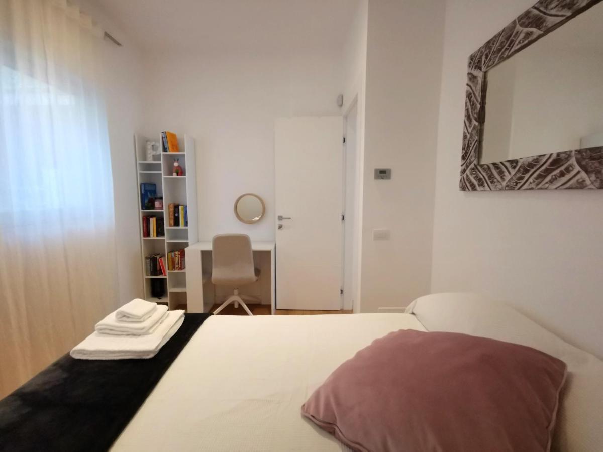Casa Meltemi Lägenhet Bari Exteriör bild